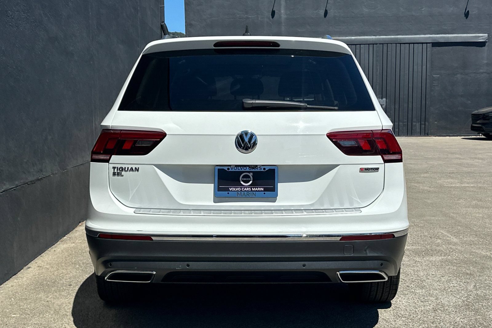 Used 2020 Volkswagen Tiguan SEL AWD/4WD image 7