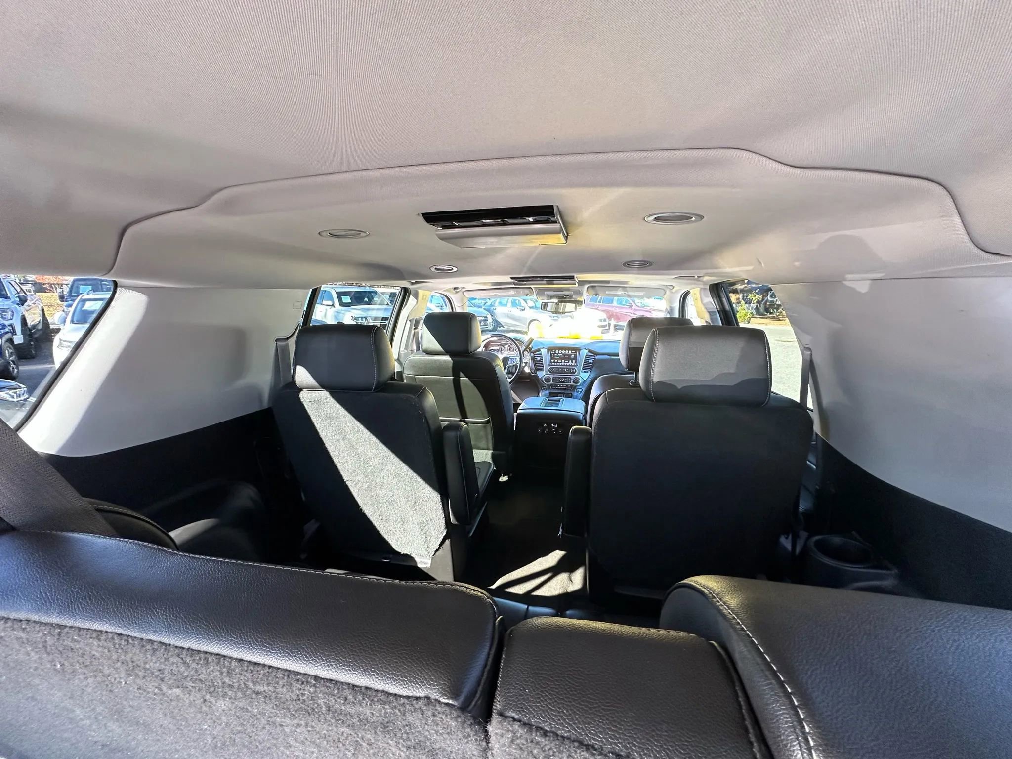 Used 2017 GMC Yukon XL SLT w/ Premium Edition image 14