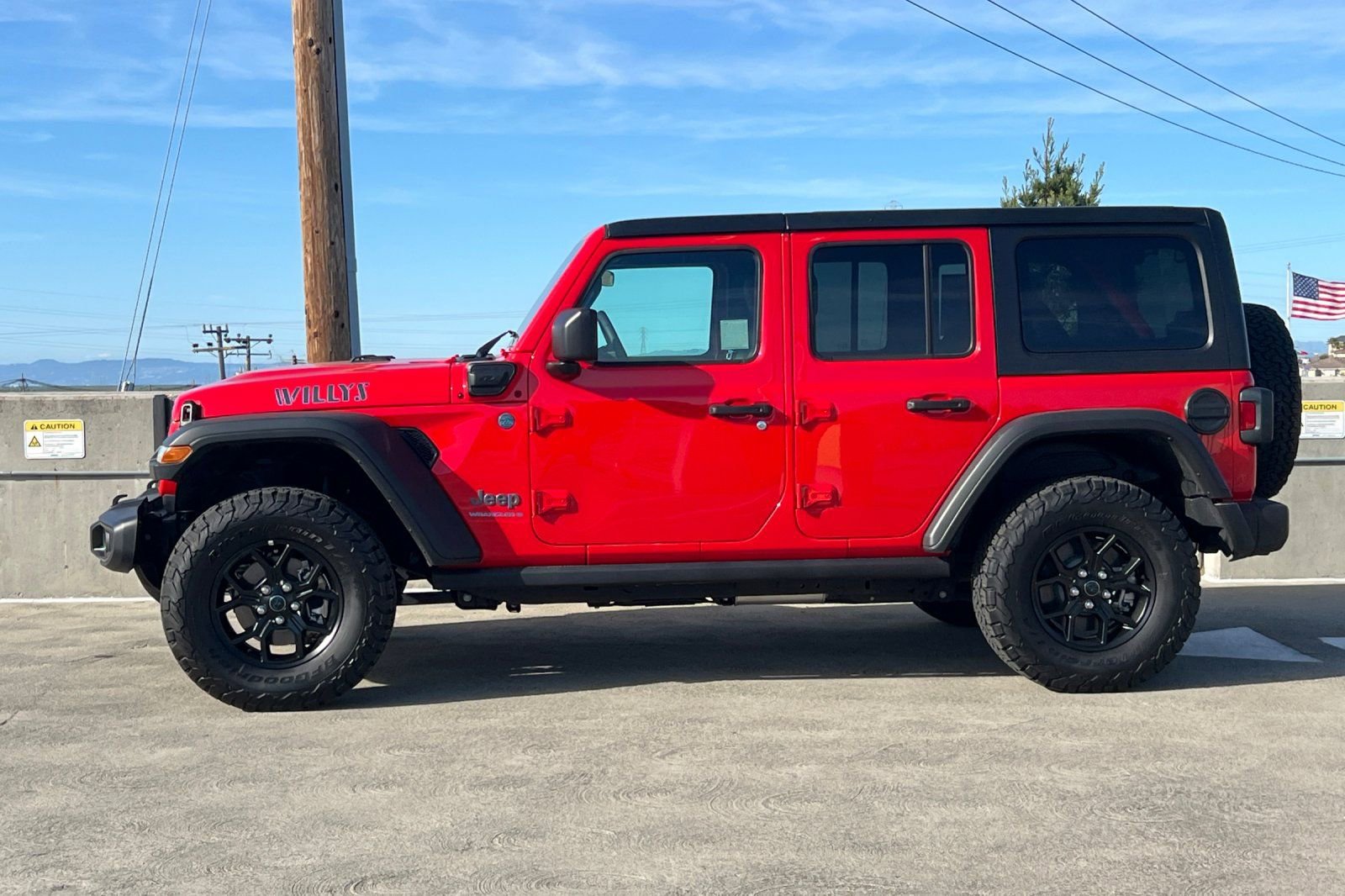 Used 2025 Jeep Wrangler Unlimited Sport S 4xe AWD/4WD image 7