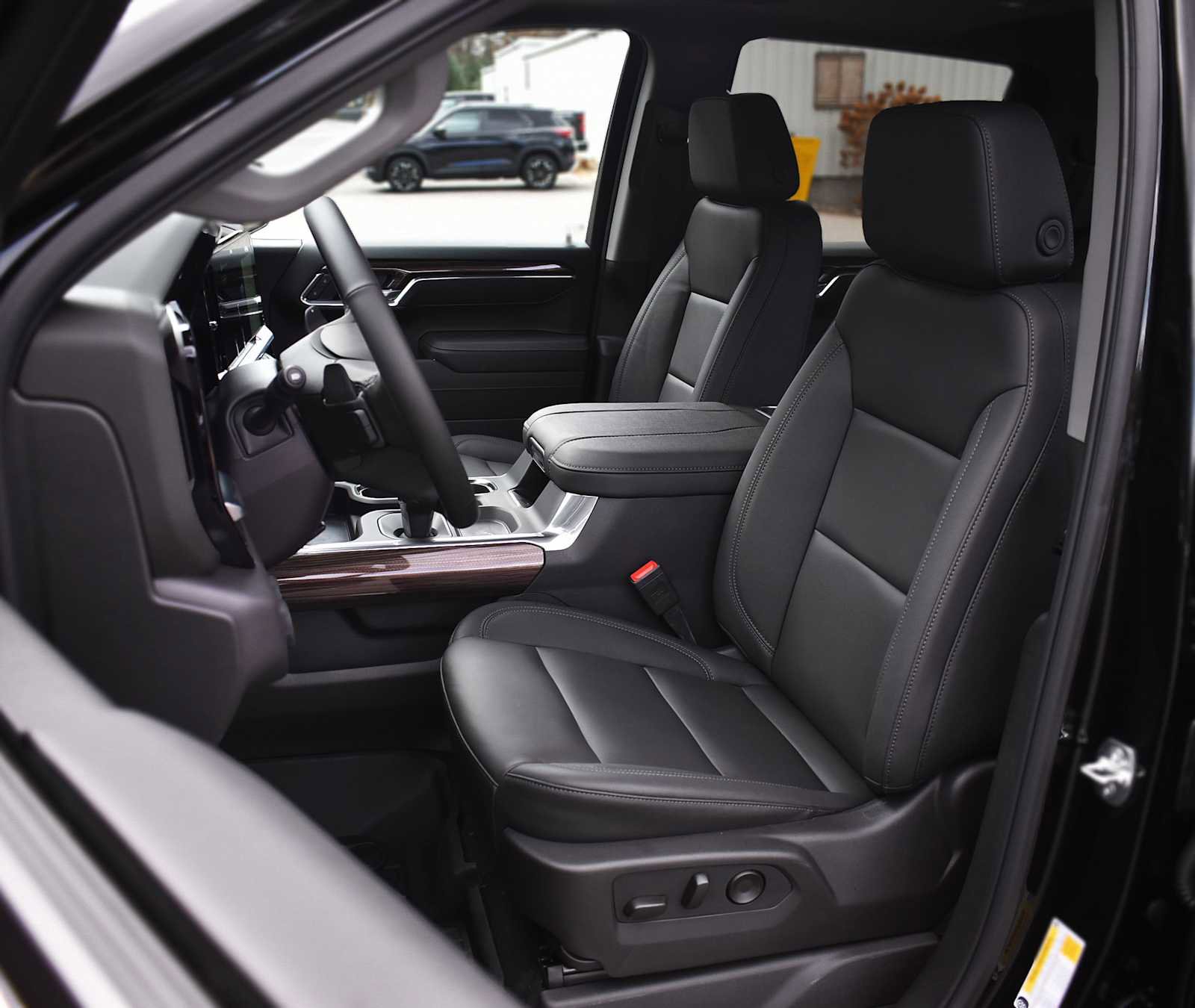 New 2026 Chevrolet Silverado 1500 LT Trail Boss w/ LT Trail Boss Premium Package image 10