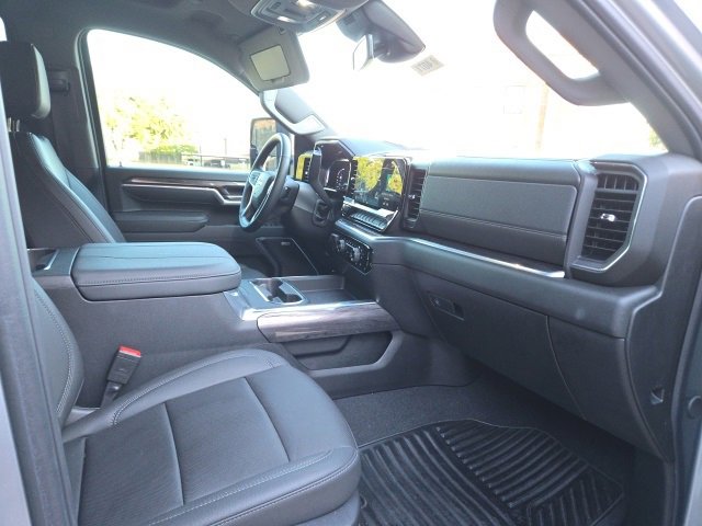 Certified 2025 Chevrolet Silverado 2500 LTZ w/ LTZ Convenience Package image 17