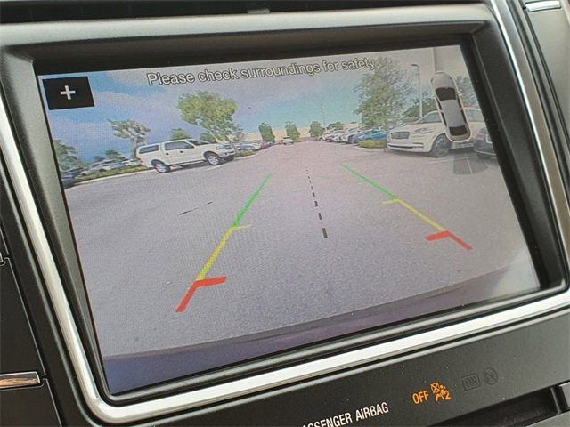 Used 2019 Lincoln Nautilus Select image 29