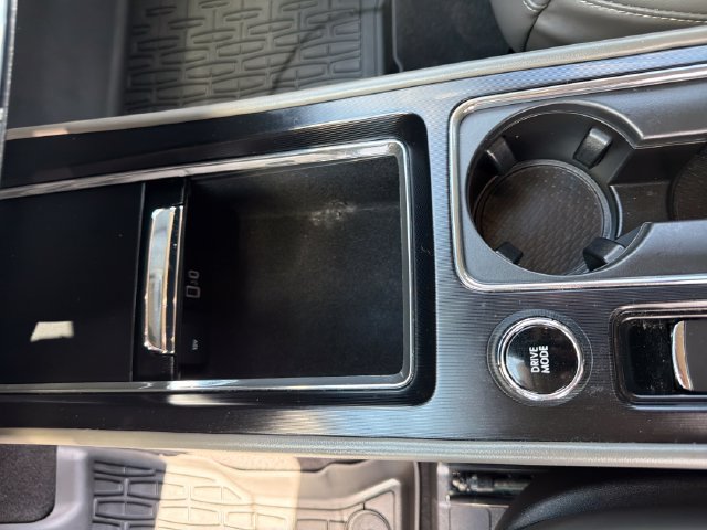 Certified 2023 Lincoln Corsair FWD image 28