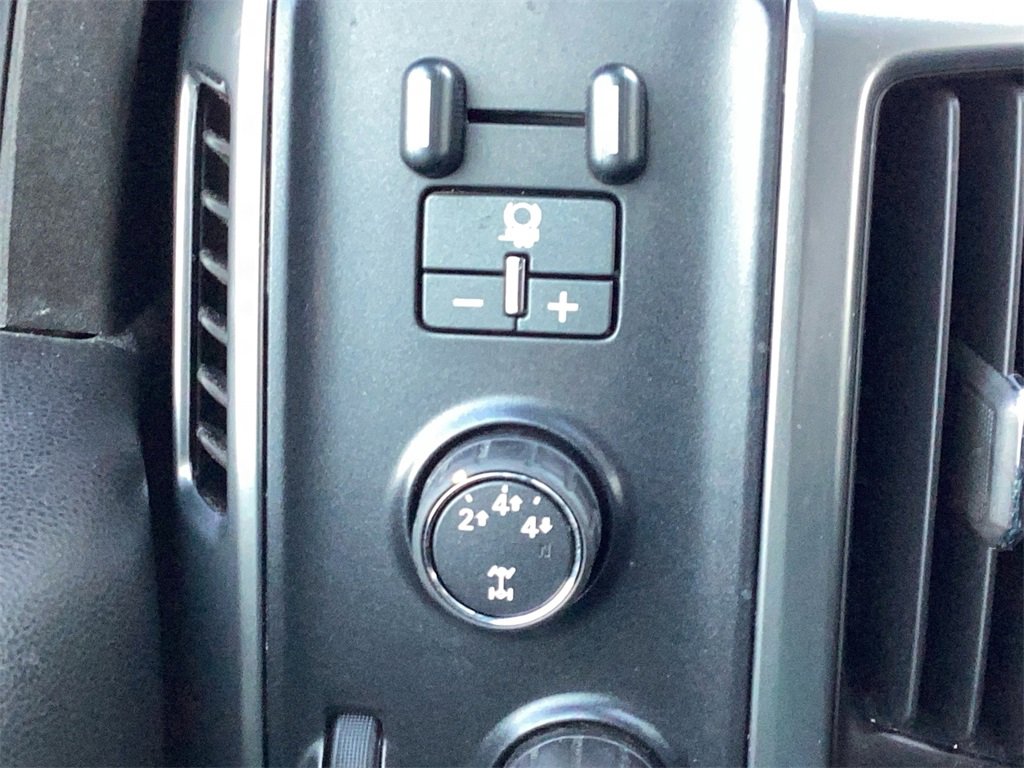 Used 2015 Chevrolet Silverado 2500 LT image 30