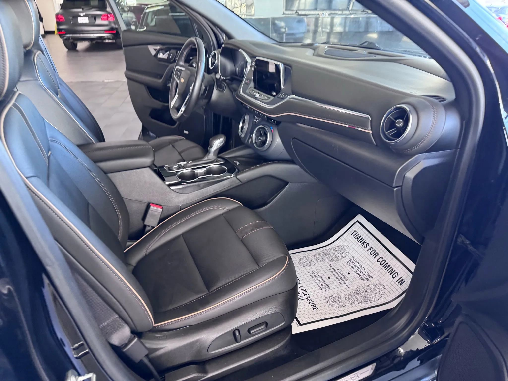 Used 2021 Chevrolet Blazer Premier w/ LPO, Black Accent Package AWD/4WD image 12