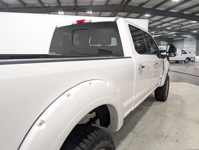 Used 2018 Ford F250 Platinum w/ Platinum Ultimate Package AWD/4WD image 3