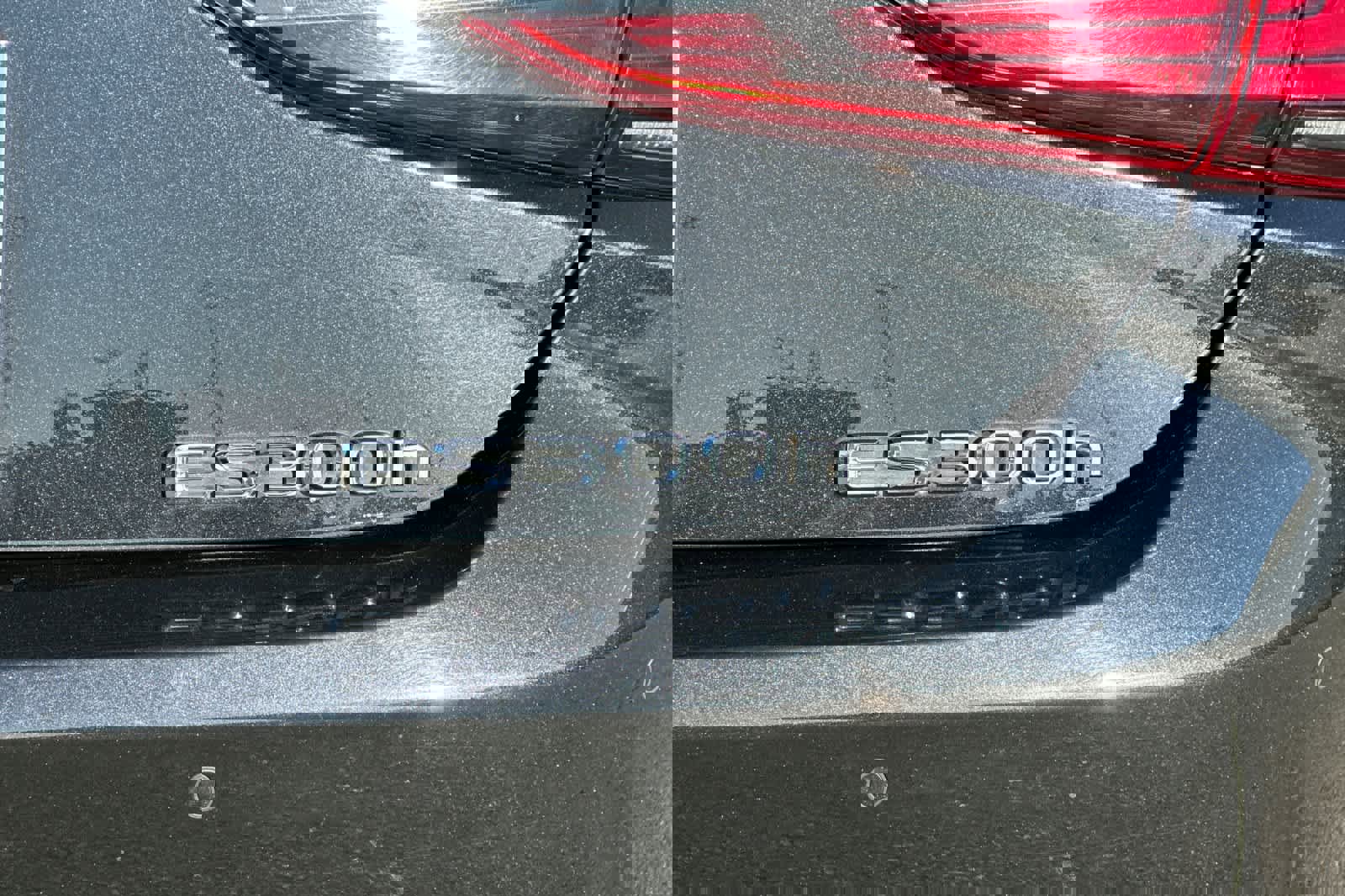 Used 2023 Lexus ES 300h w/ Premium Package image 31