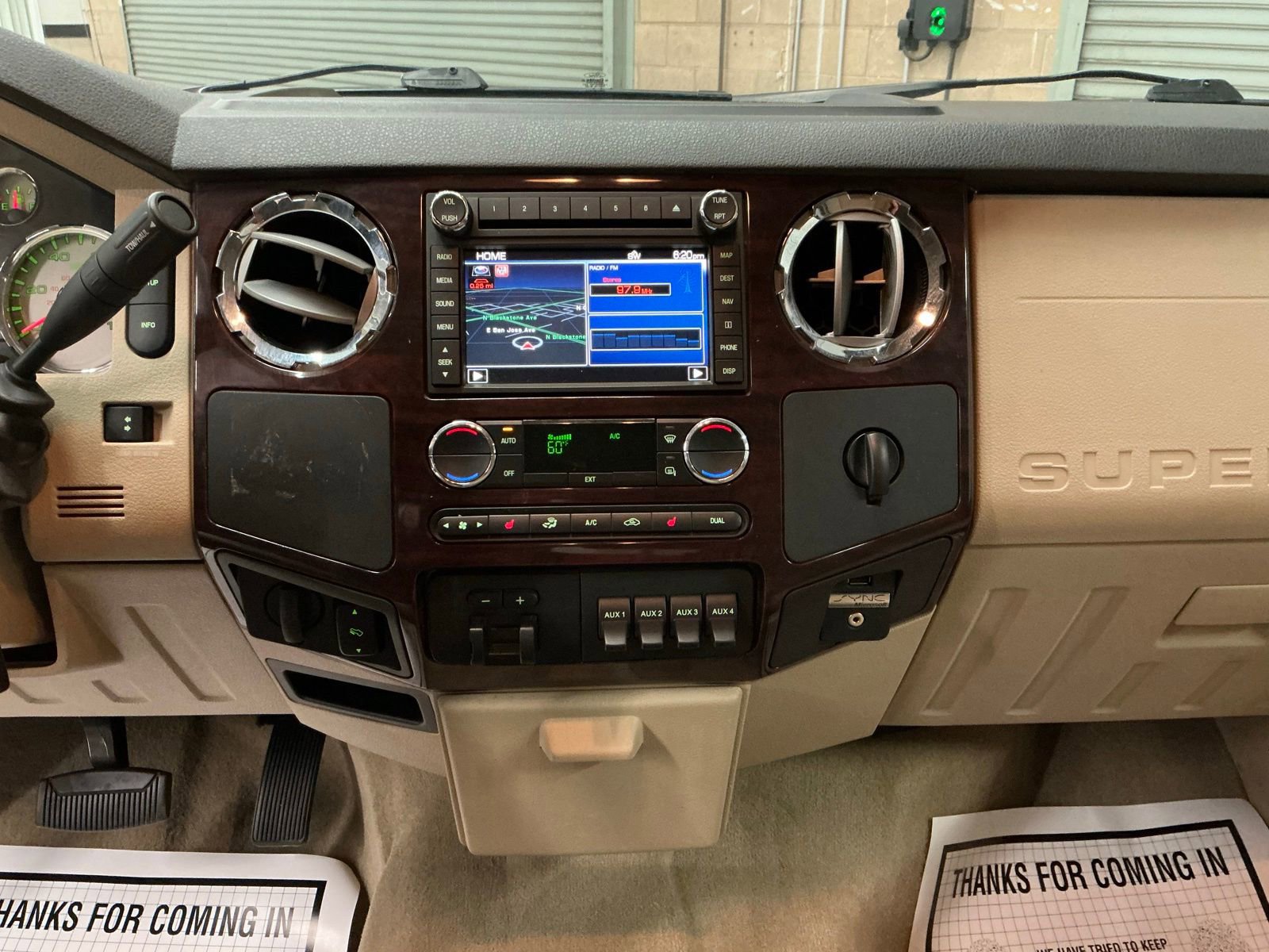 Used 2010 Ford F250 Lariat image 22