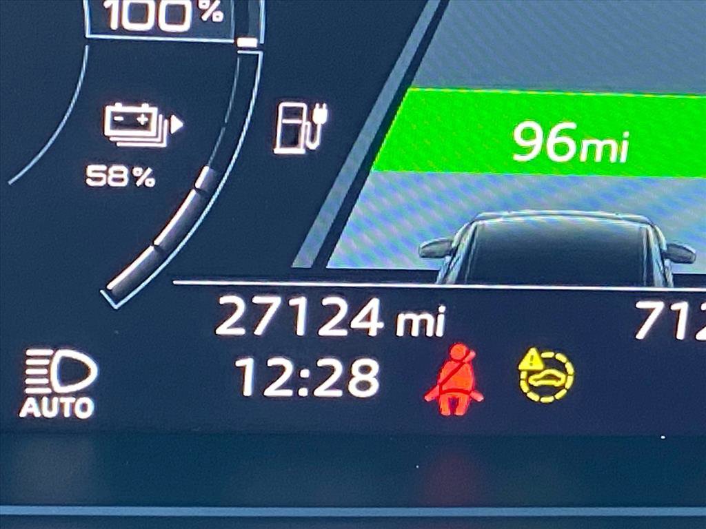 Used 2023 Audi Q4 e-tron Premium Plus w/ Premium Plus image 14