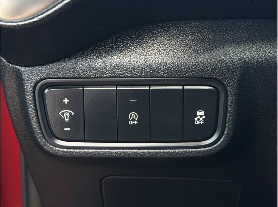 Used 2020 Kia Soul LX FWD image 20