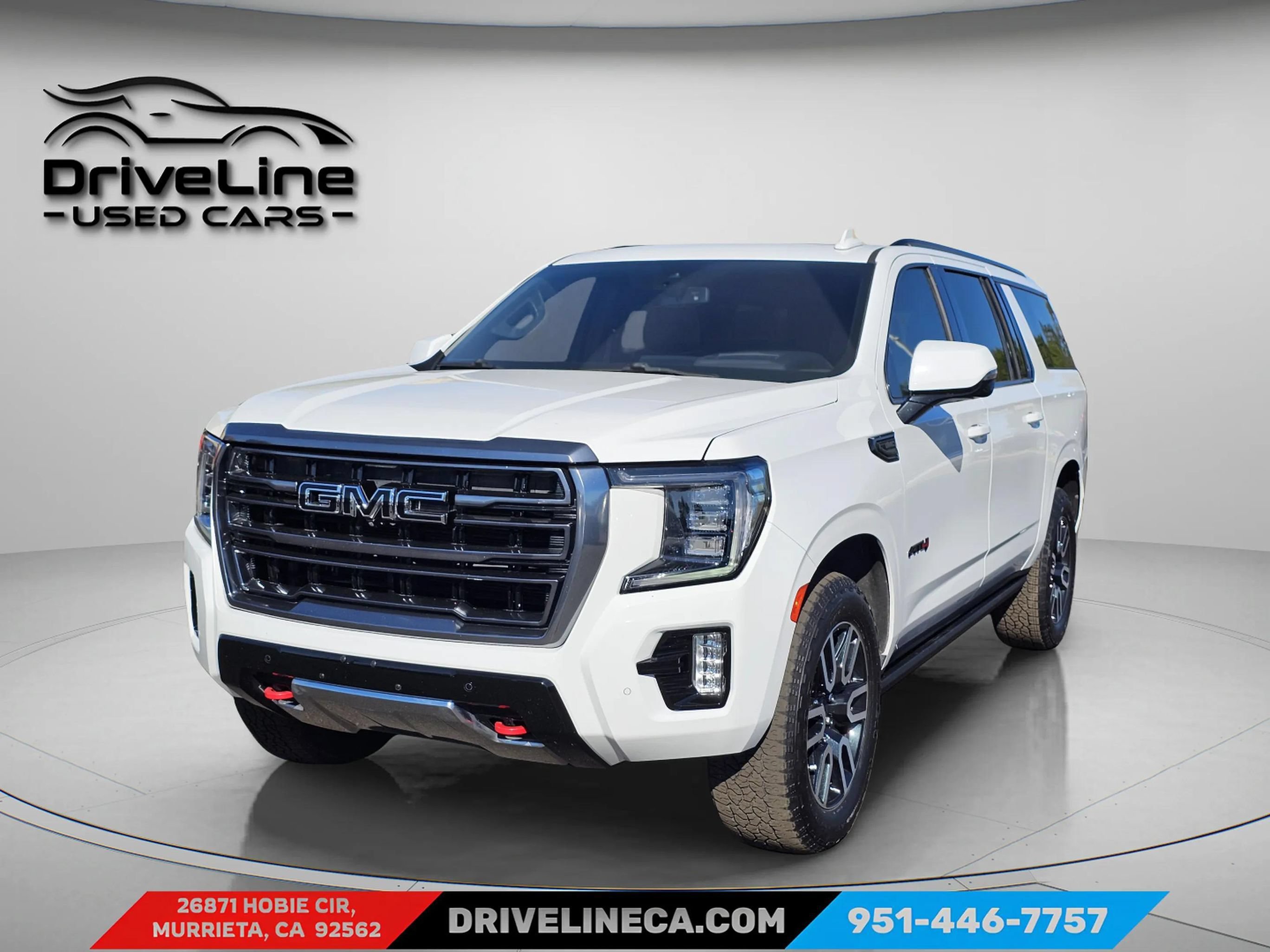 Used 2022 GMC Yukon XL AT4 w/ Technology Package AWD/4WD image 4