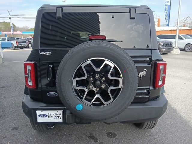 New 2025 Ford Bronco Outer Banks image 4