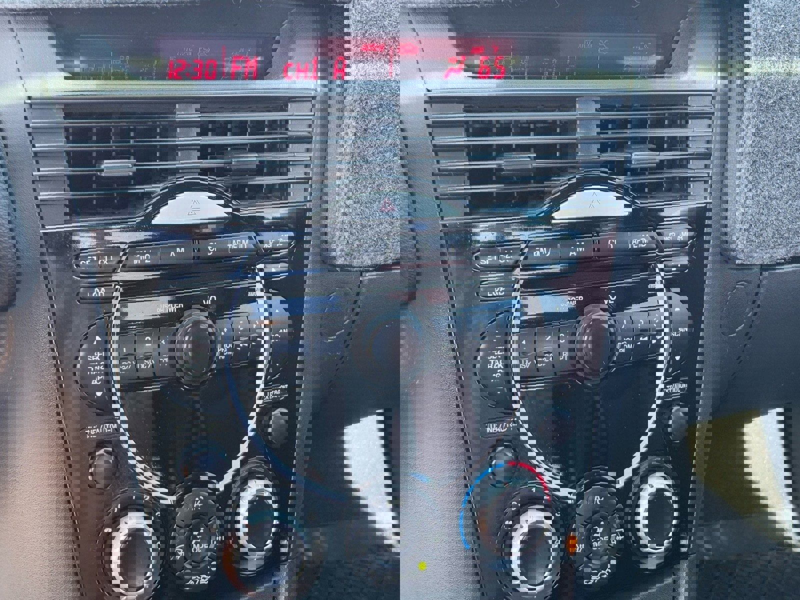 Used 2004 MAZDA RX-8 w/ MT Grand Touring Pkg image 22