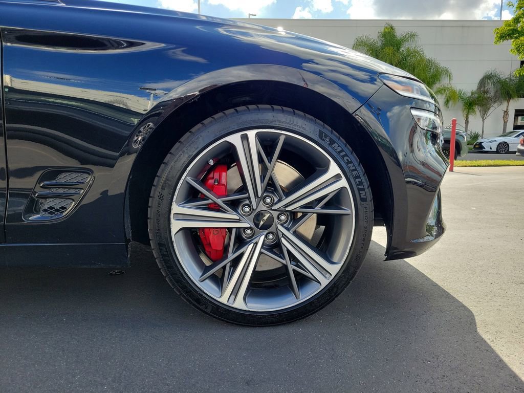 Used 2025 Genesis G70 3.3T Advanced w/ Sport Prestige Package image 9