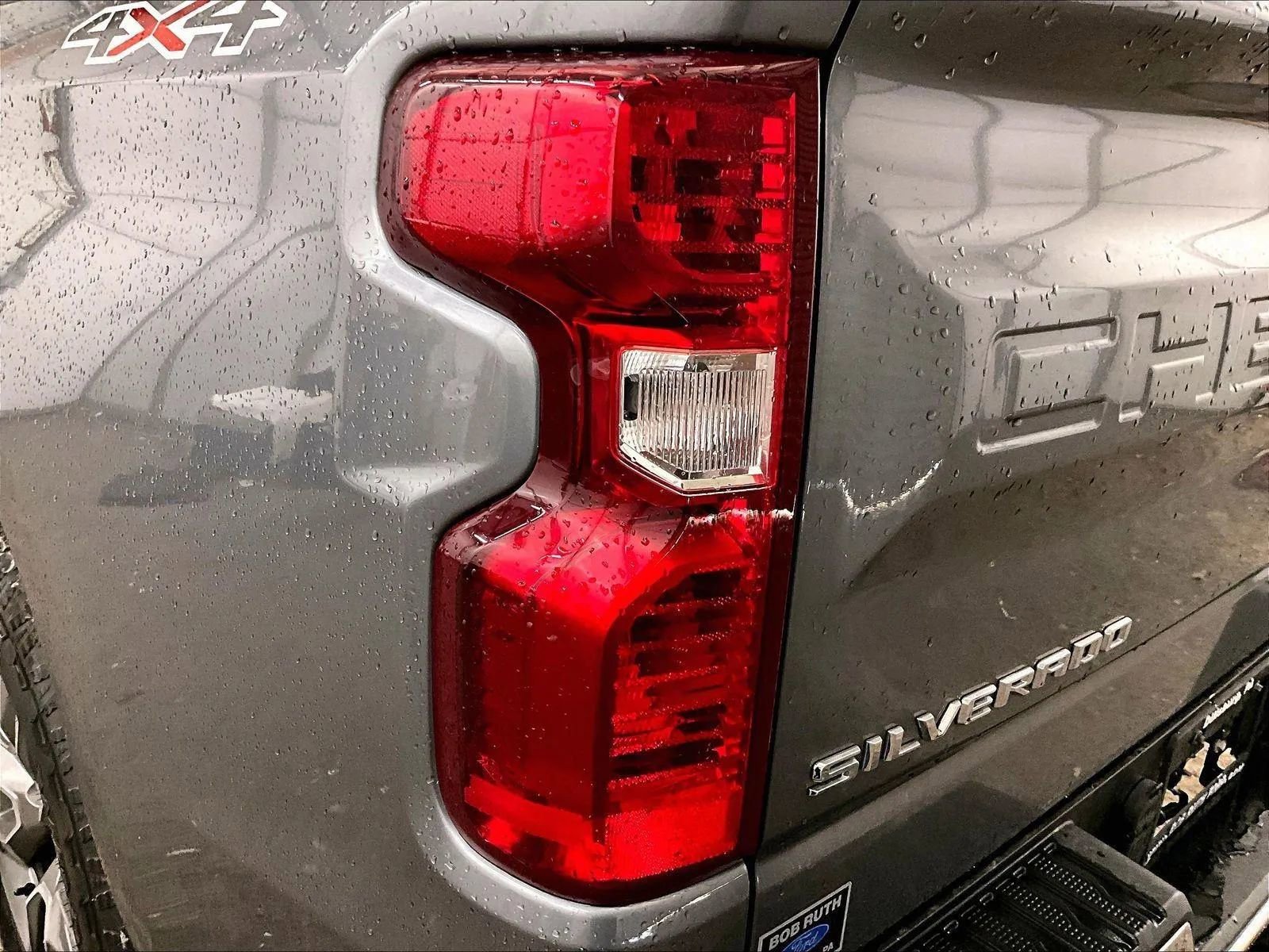 Used 2021 Chevrolet Silverado 1500 LT image 29
