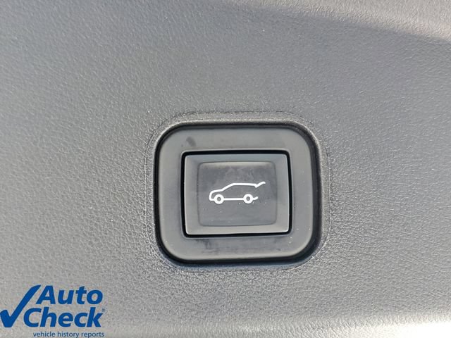 Certified 2024 Cadillac Lyriq Luxury RWD image 12