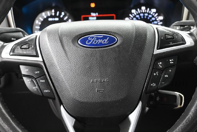 Used 2014 Ford Fusion SE w/ Equipment Group 202A FWD image 19