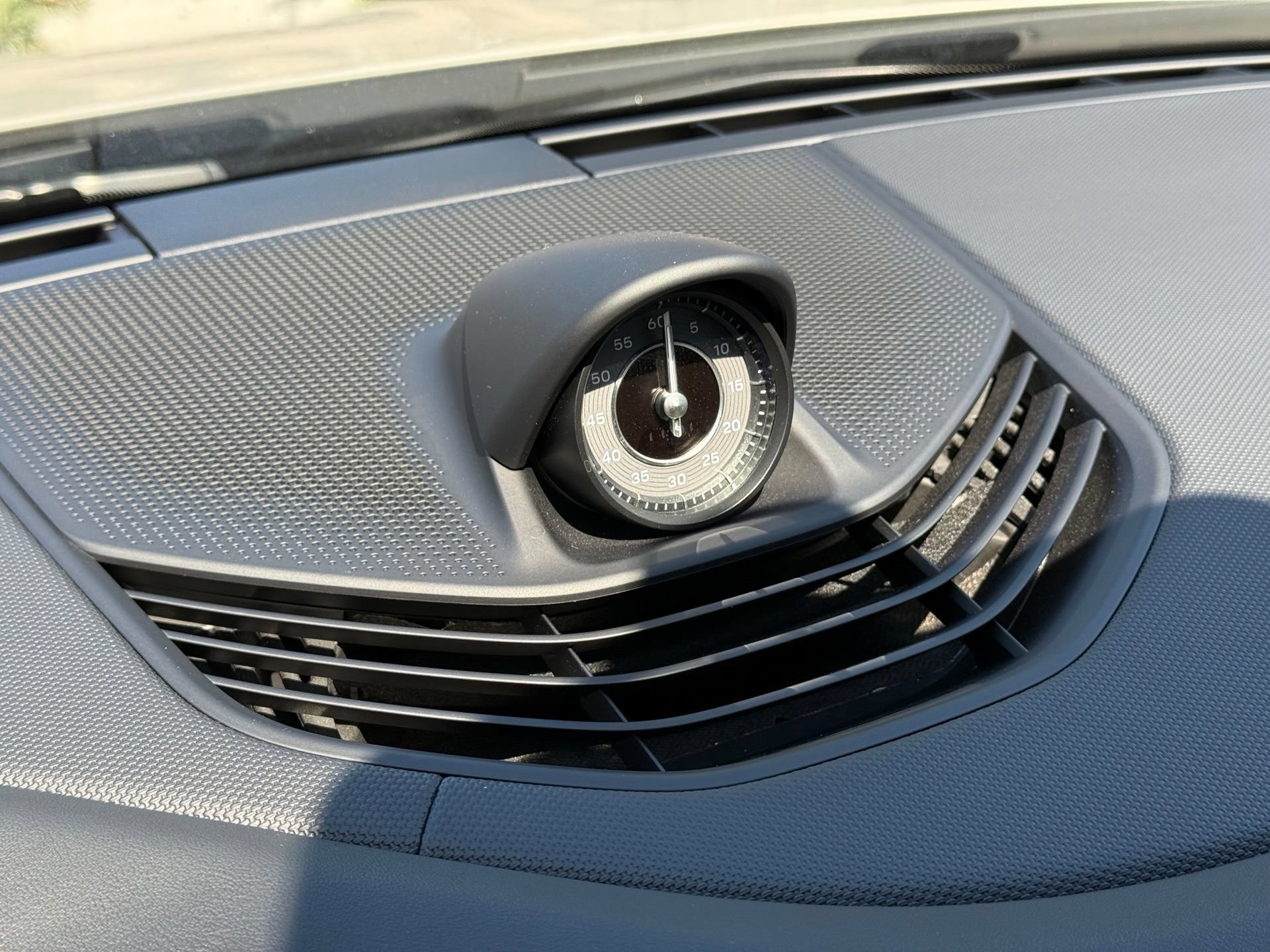 Certified 2023 Porsche Taycan RWD image 19