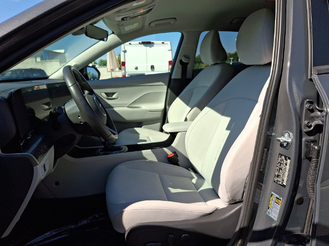 Used 2025 Hyundai Kona SEL AWD/4WD image 13