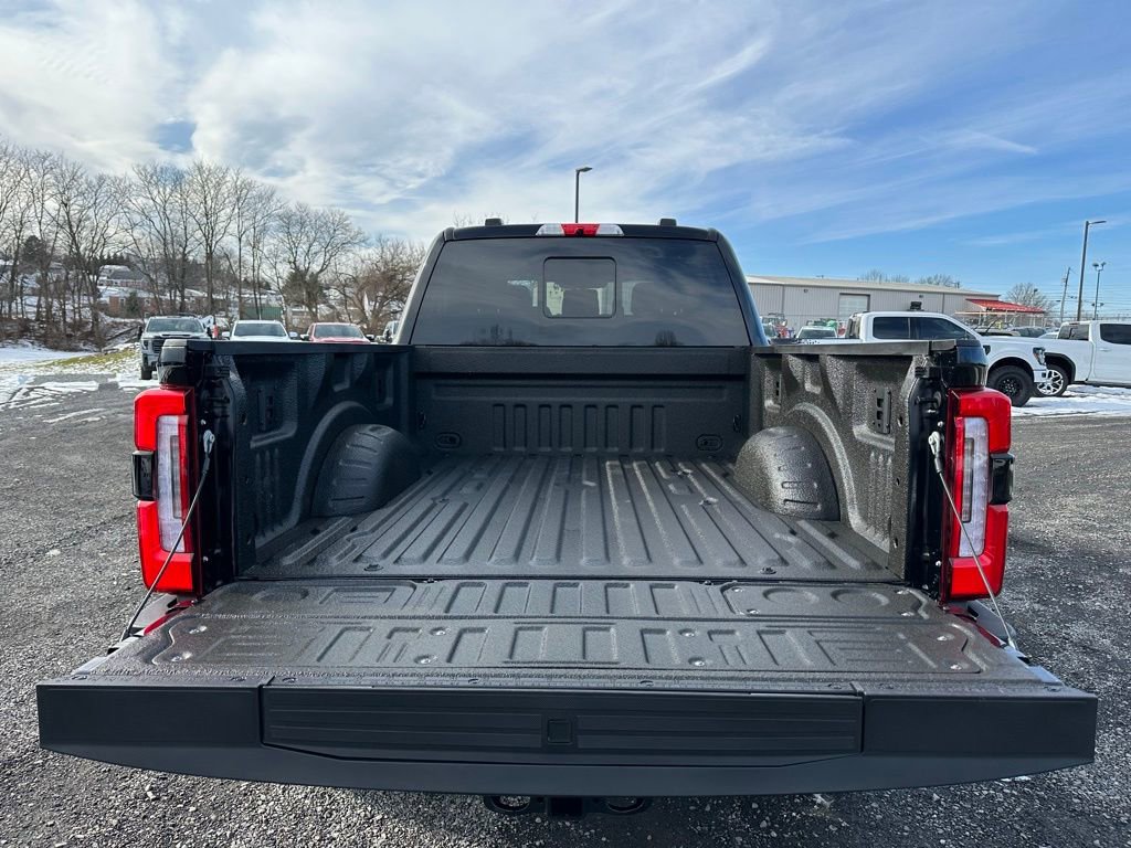 Used 2025 Ford F350 Platinum w/ Tremor Off-Road Package image 13