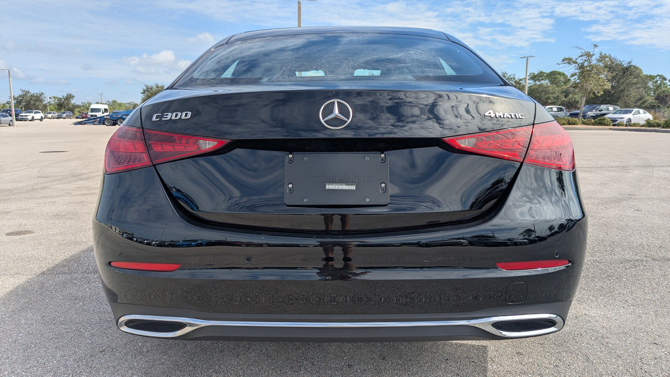 Used 2025 Mercedes-Benz C 300 4MATIC Sedan image 6