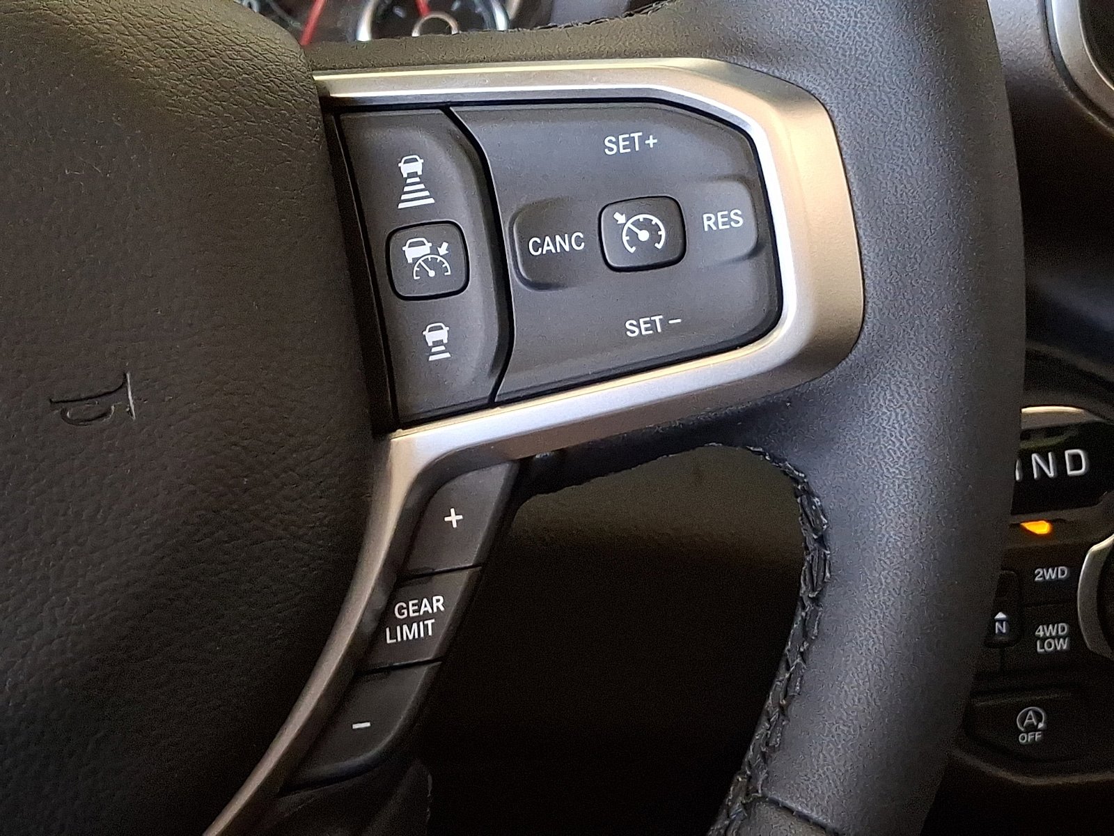 Certified 2025 RAM 1500 Big Horn AWD/4WD image 20