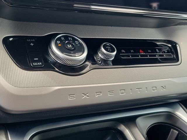 Certified 2025 Ford Expedition Max Active AWD/4WD image 11