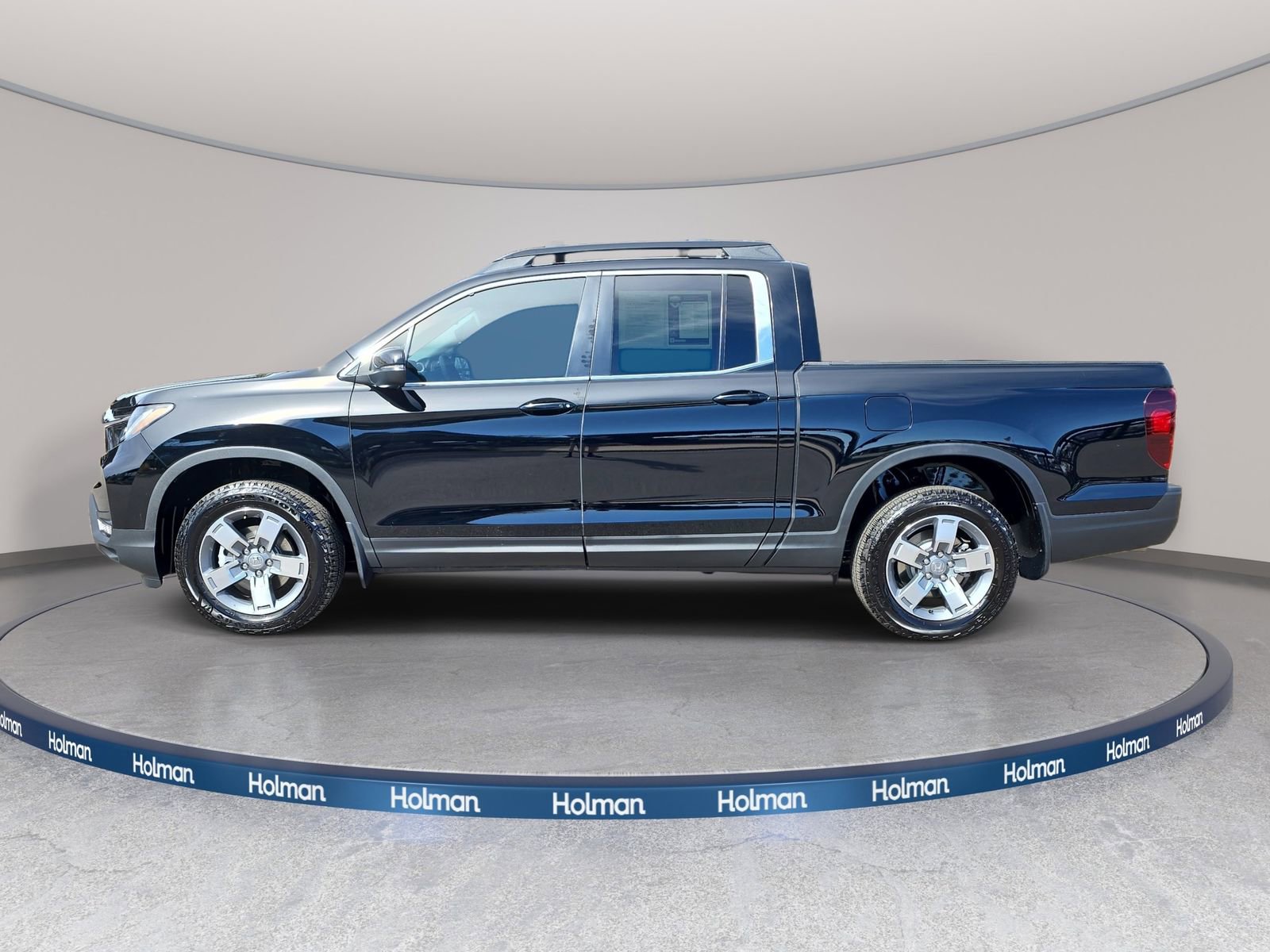 Certified 2025 Honda Ridgeline RTL image 4