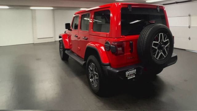 Used 2025 Jeep Wrangler Unlimited Sahara w/ Safety Group AWD/4WD image 7