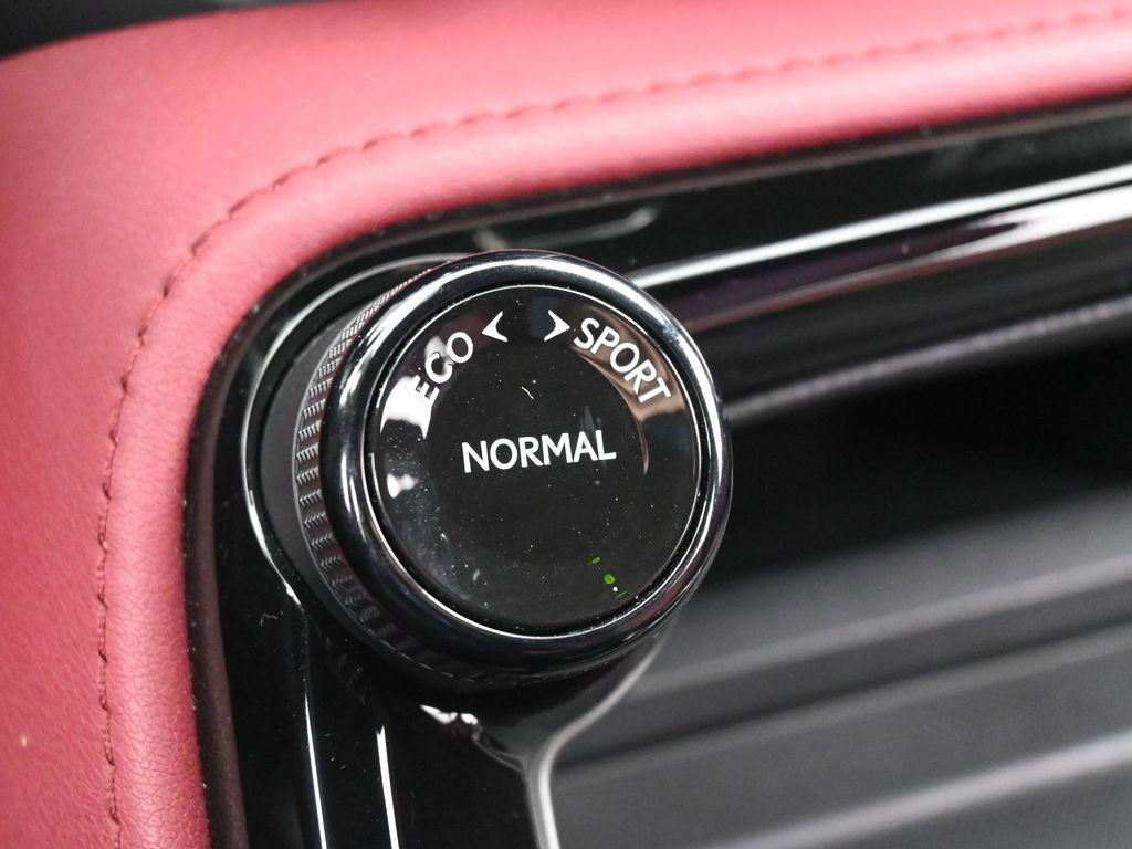 Used 2025 Lexus NX 250 FWD w/ Premium Package image 30