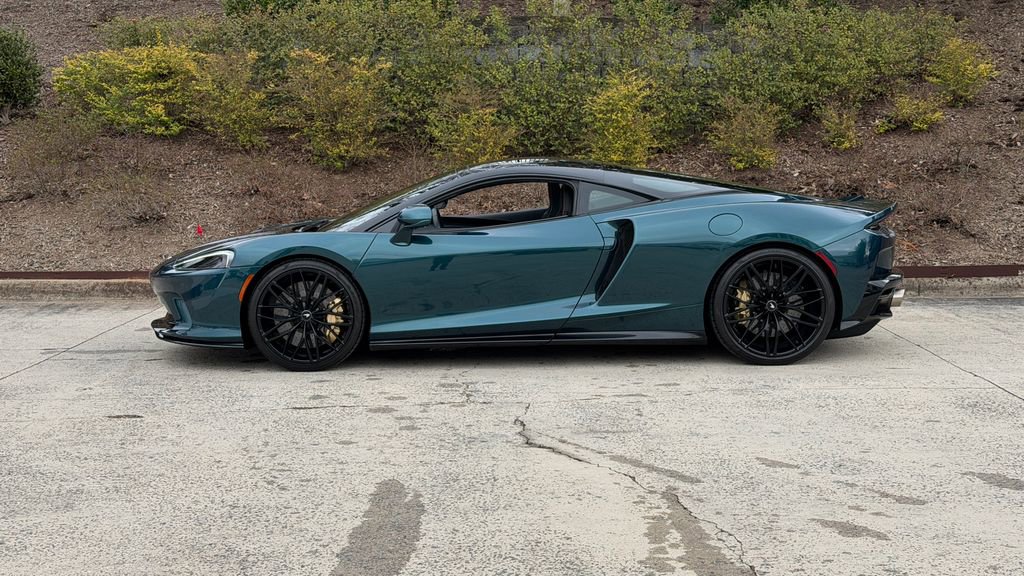 Used 2021 McLaren GT image 6