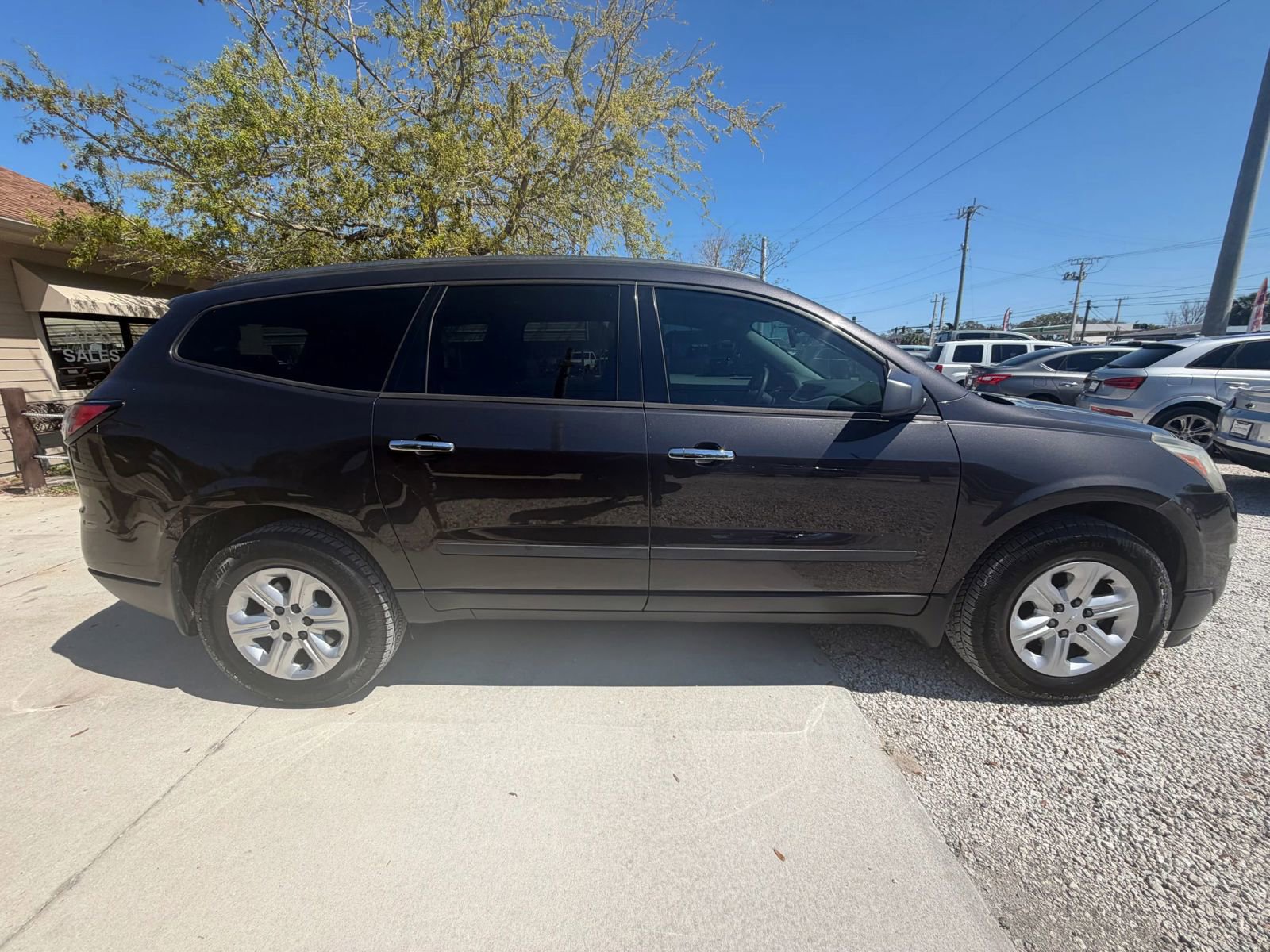 Used 2016 Chevrolet Traverse LS image 5
