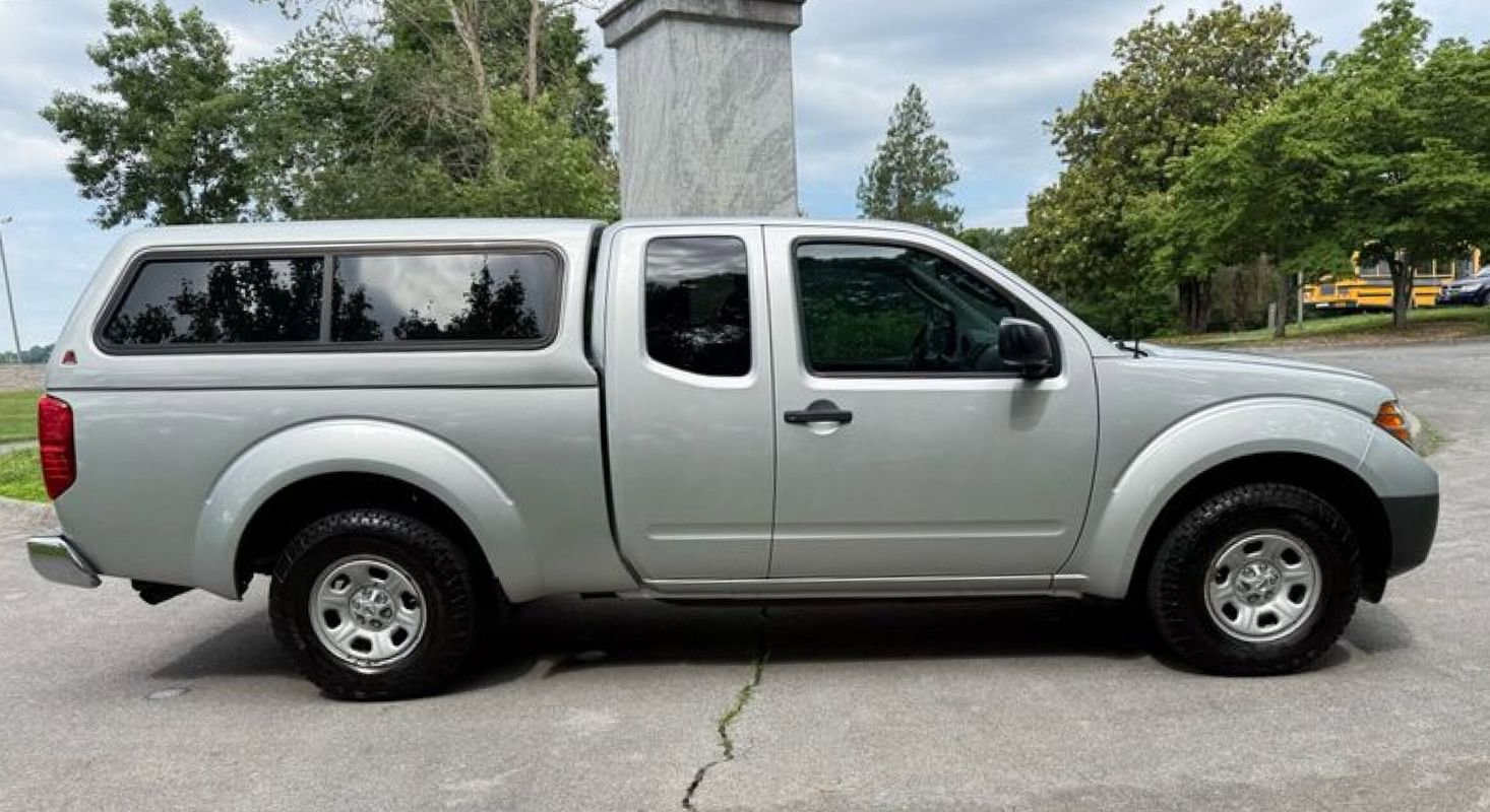 Used 2011 Nissan Frontier S w/ S Preferred Pkg RWD image 6