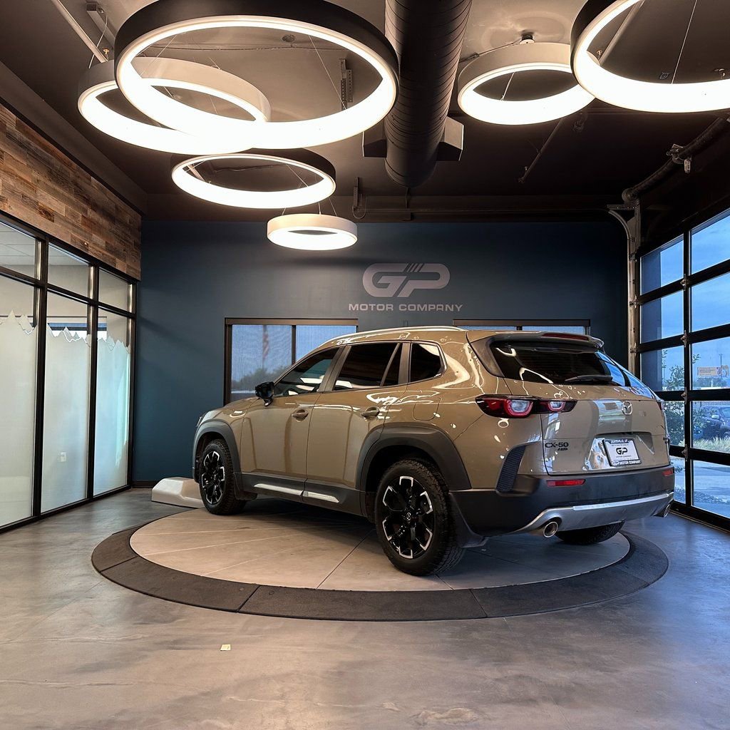 Used 2023 MAZDA CX-50 Meridian Edition w/ Apex Package AWD/4WD image 5