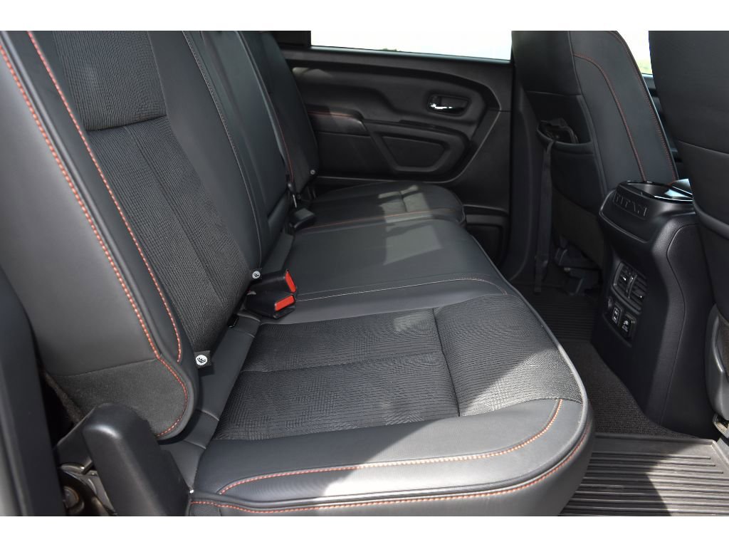 Used 2024 Nissan Titan PRO-4X image 34