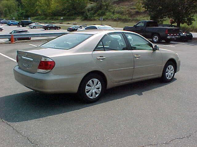 Used 2006 Toyota Camry LE FWD image 8