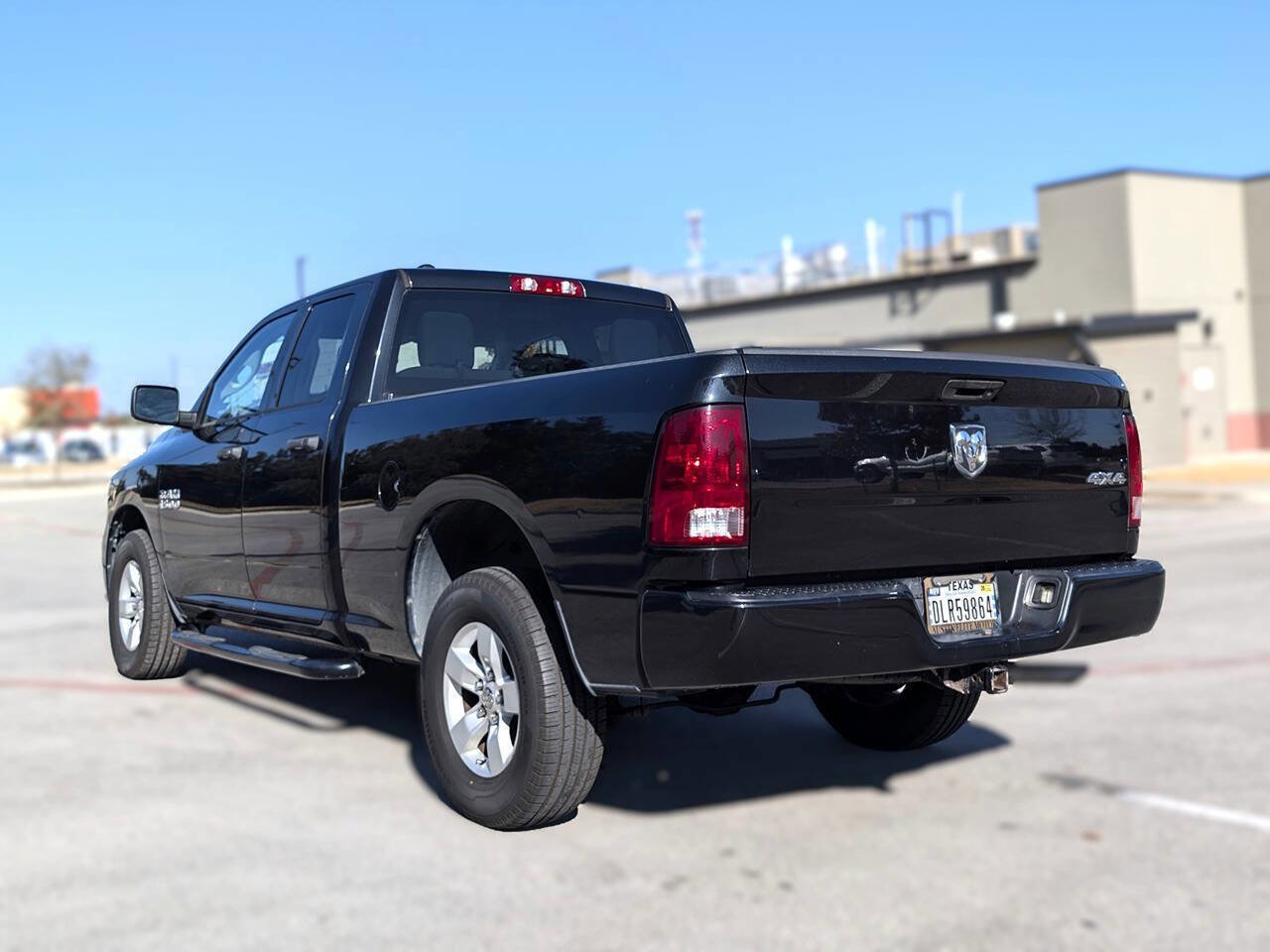 Used 2017 RAM 1500 Express image 8