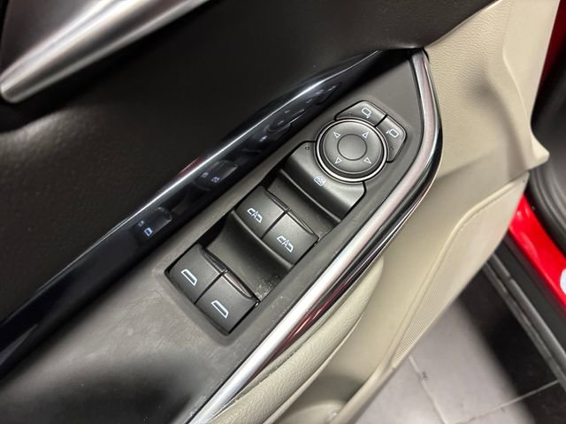 Certified 2023 Cadillac XT4 Luxury FWD image 11