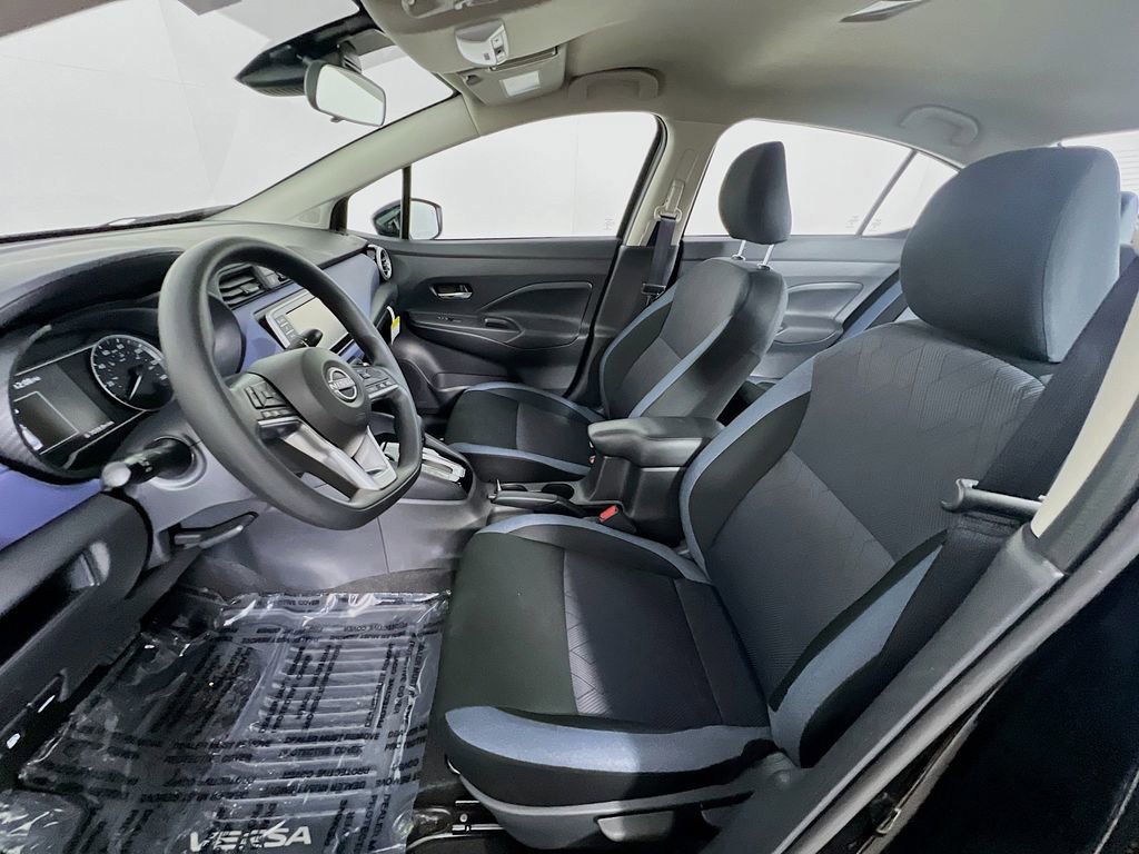 Used 2024 Nissan Versa SV w/ Trunk Package image 20