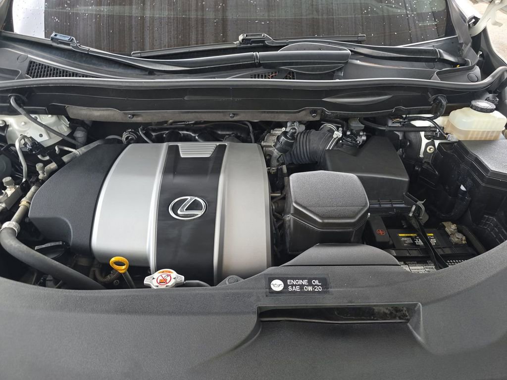 Used 2019 Lexus RX 350L Luxury w/ Accessory Package FWD image 17