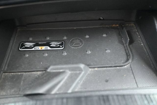 Used 2018 Chevrolet Impala Premier FWD image 29