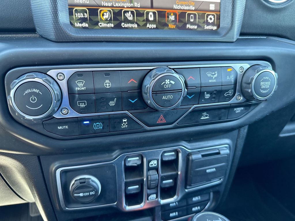Used 2021 Jeep Wrangler Unlimited Sahara w/ Cold Weather Group image 17