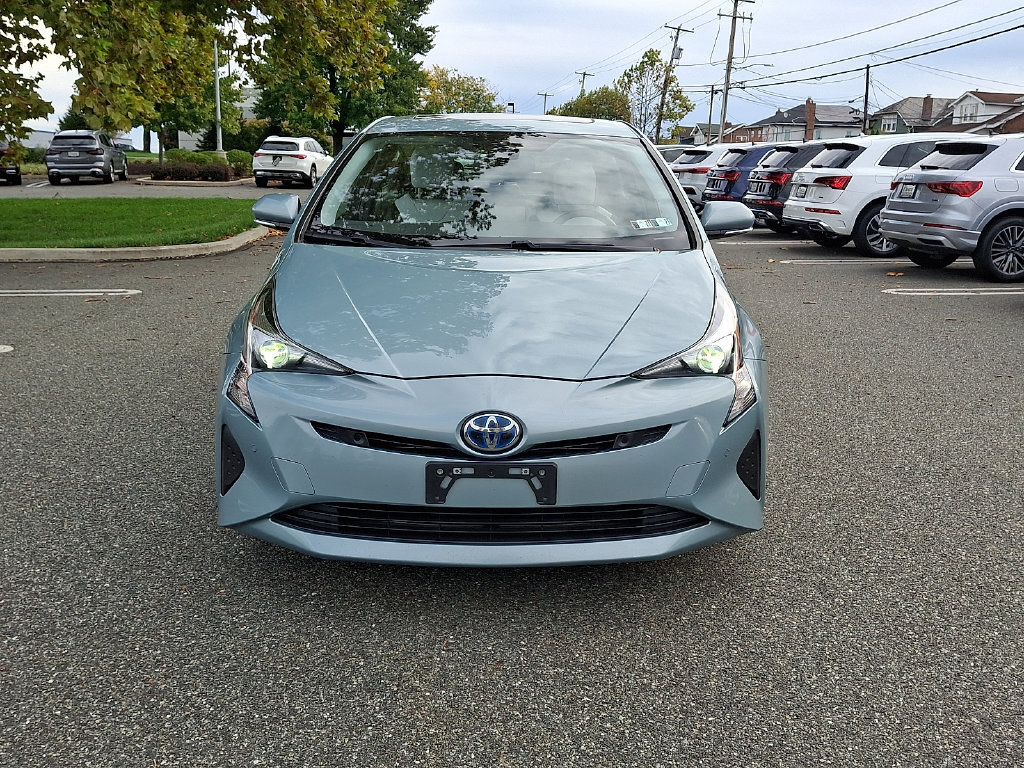 Used 2018 Toyota Prius Four w/ Advanced Technology Package FWD image 5