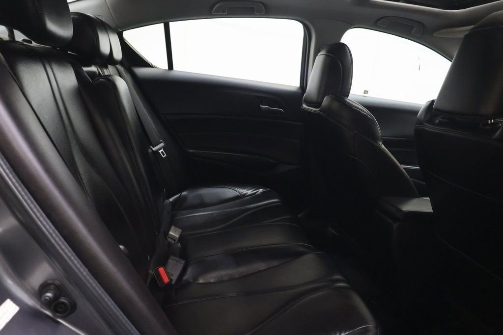 Used 2020 Acura ILX image 12