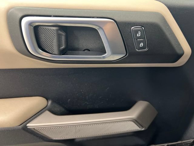 Used 2022 Ford Bronco Wildtrak AWD/4WD image 12