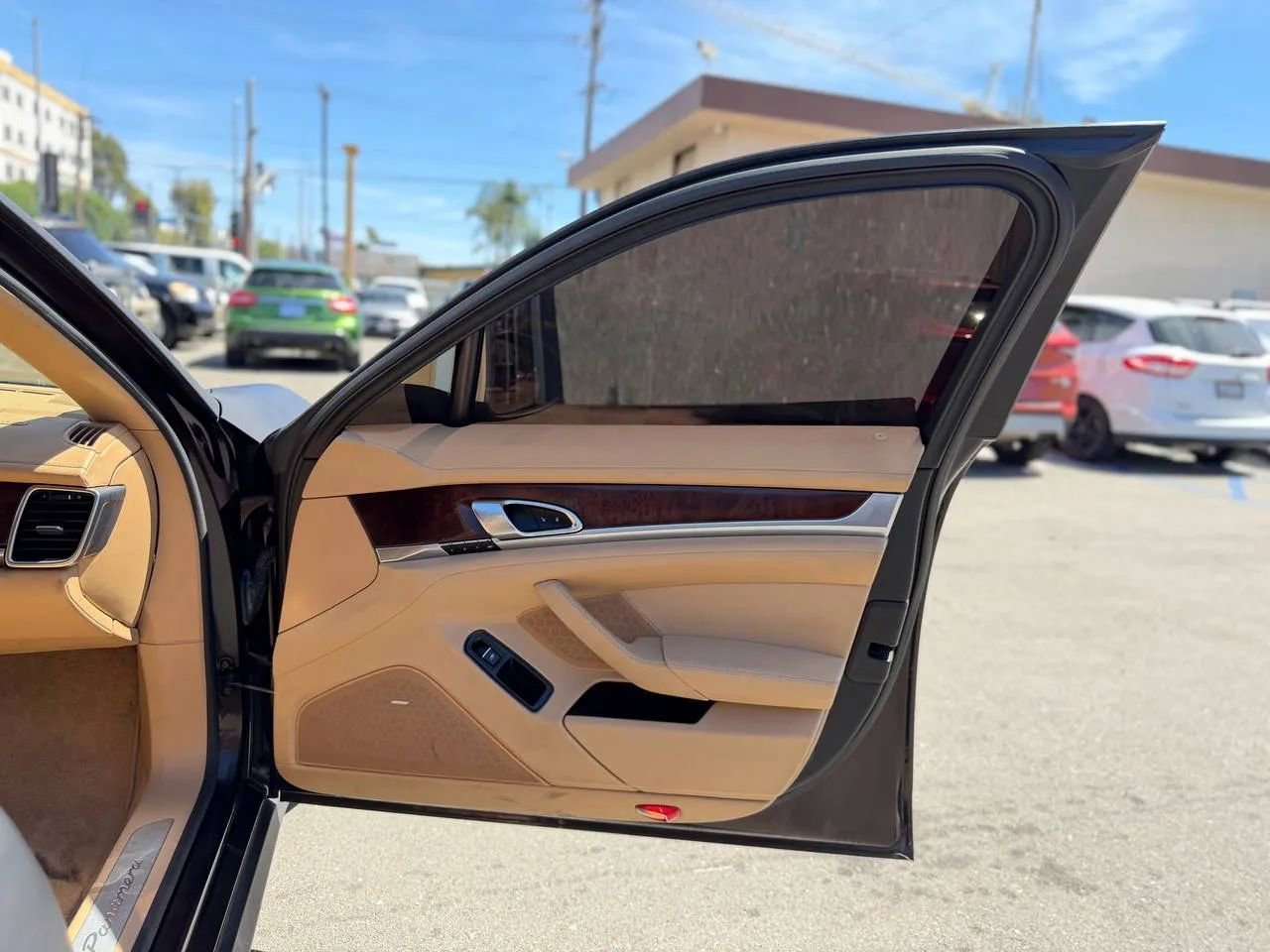 Used 2014 Porsche Panamera image 41