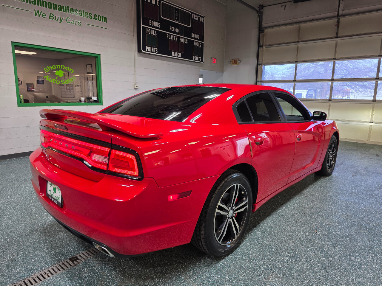 Used 2014 Dodge Charger SXT image 6