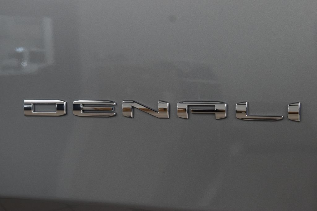 Used 2024 GMC Yukon Denali w/ Max Trailering Package AWD/4WD image 17
