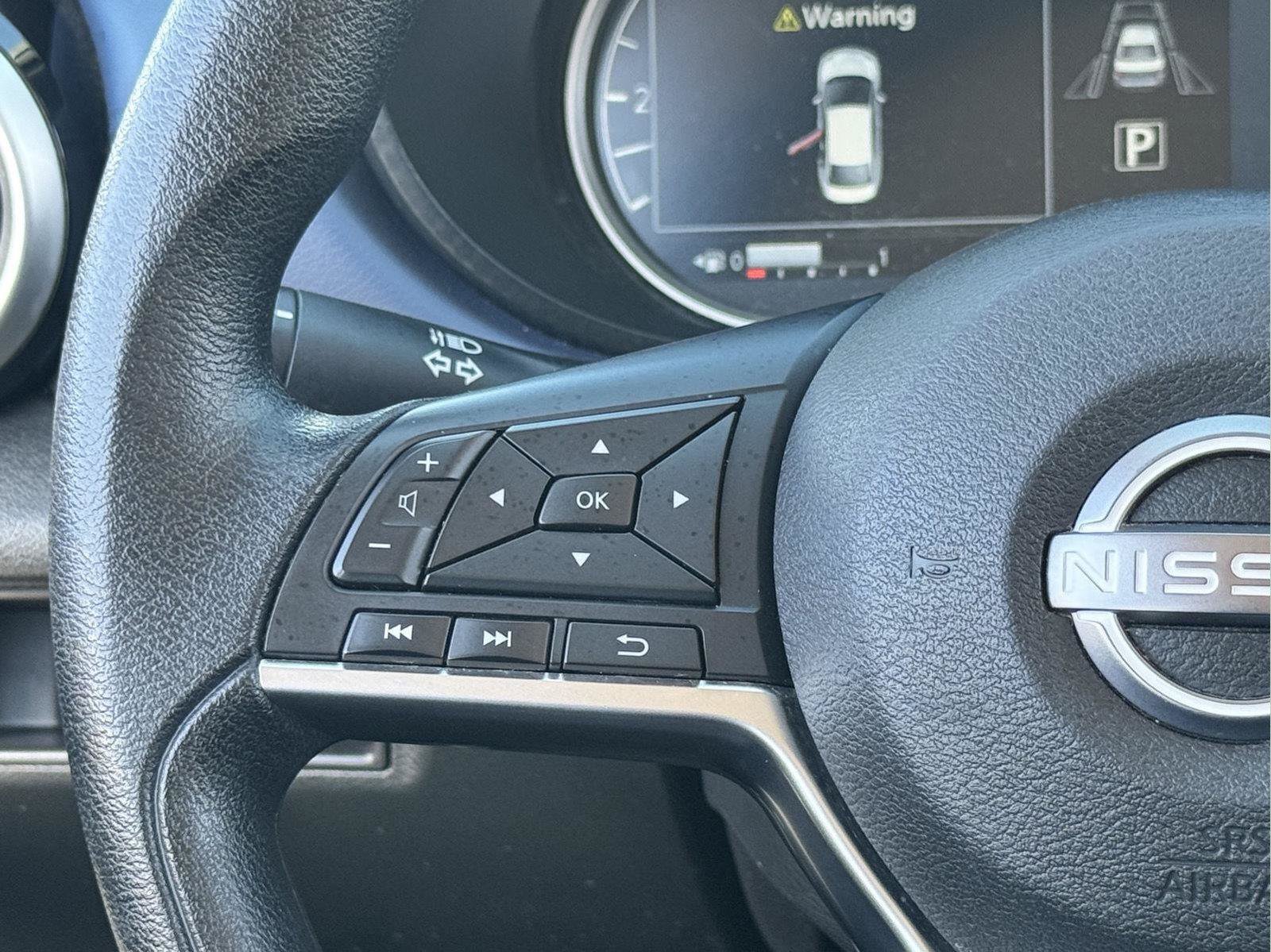 Used 2023 Nissan Versa SV FWD image 17