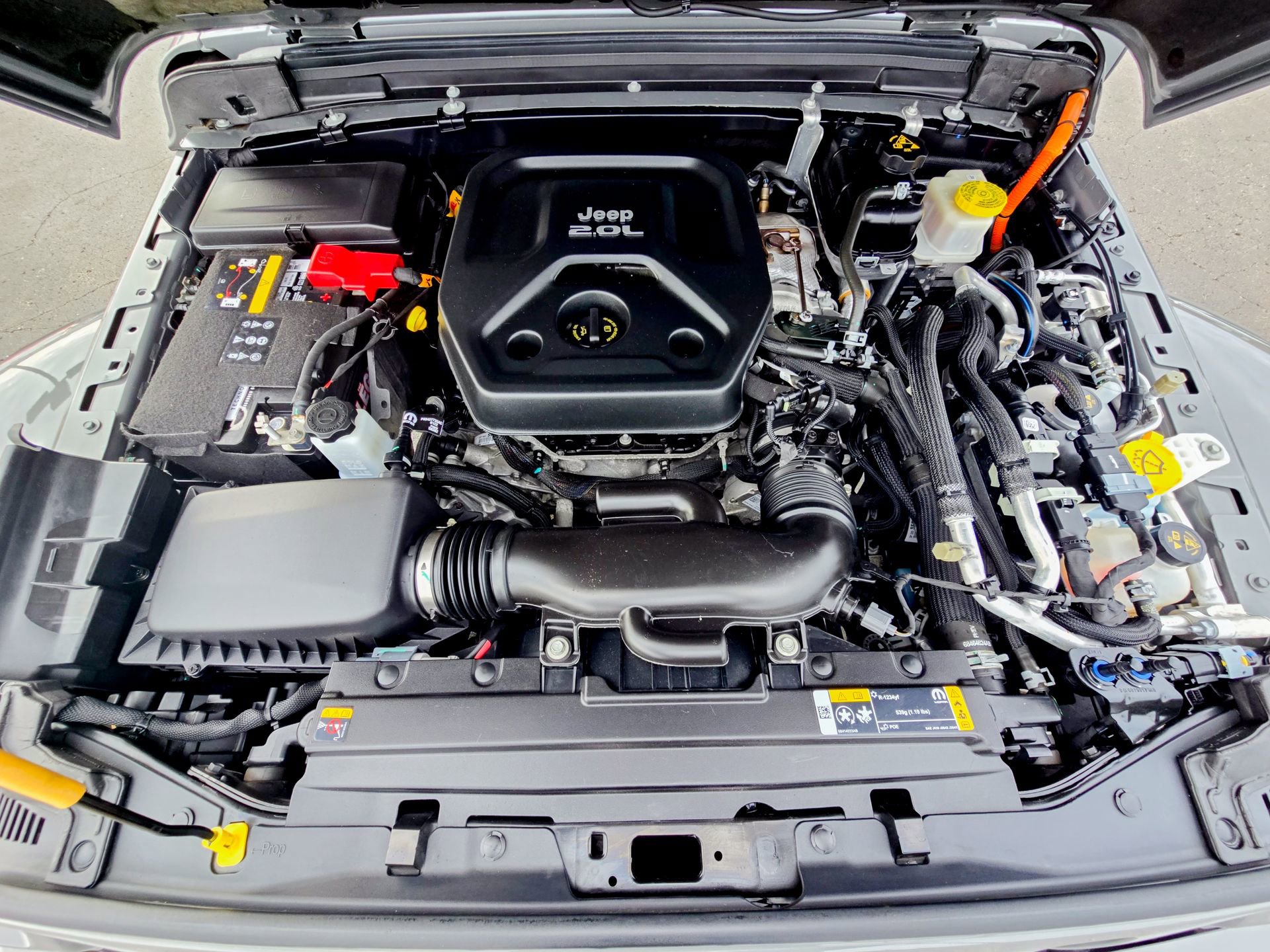 Used 2022 Jeep Wrangler Unlimited Sahara image 45